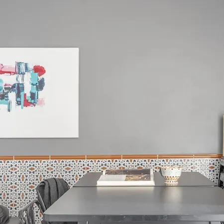 דירה Margarit 4 Bedroom